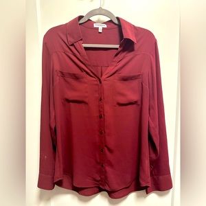 Express Portofino shirt in a wine red. Size medium